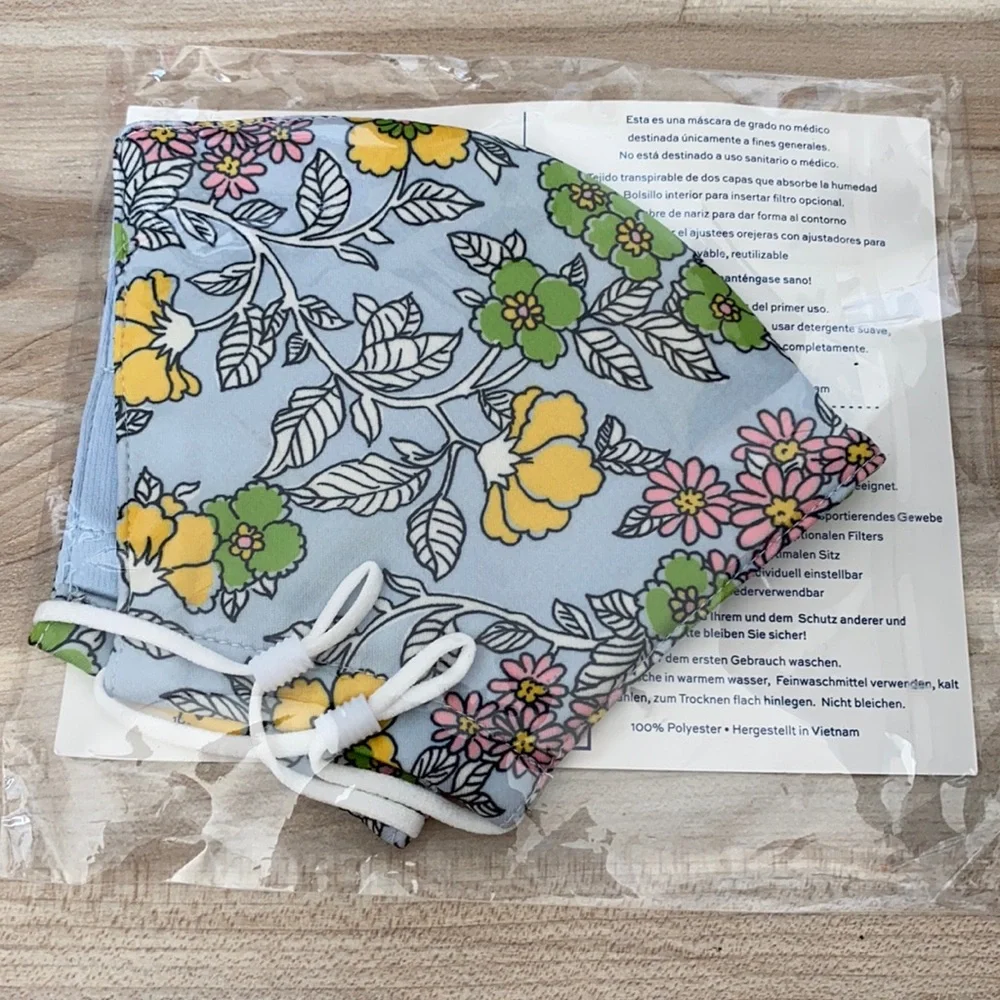 ❤️ Tory Burch New Floral Print Face Mask
